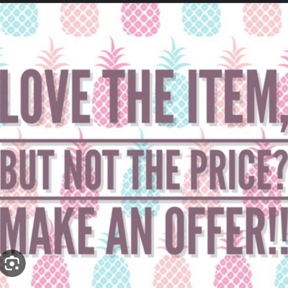 CLOSET CLEAR OUT 🖤🤍💕 - Picture 1 of 1